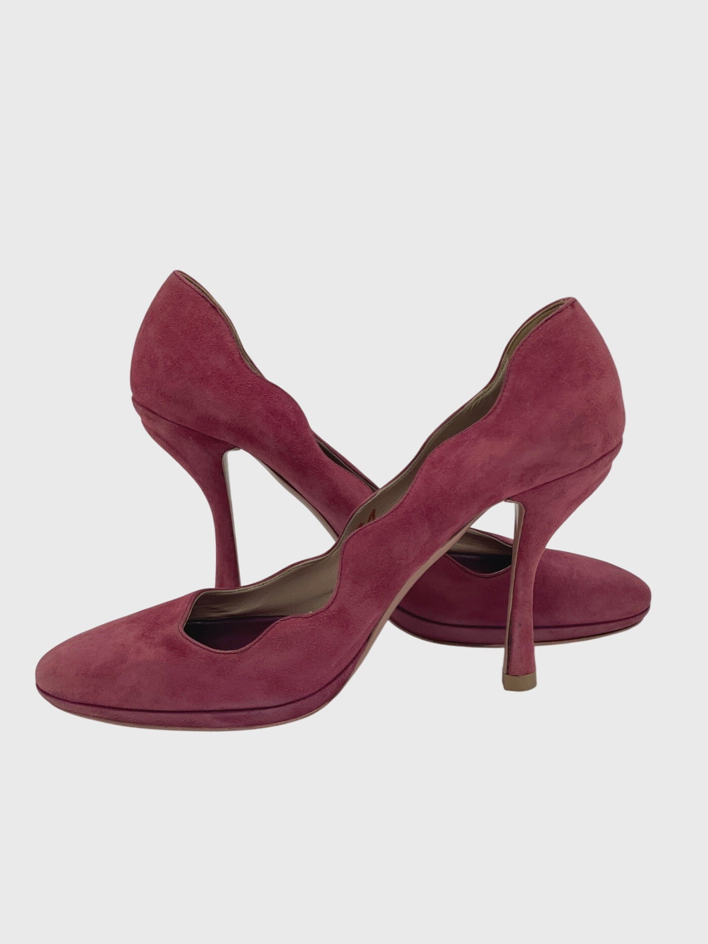 Prada Scalloped Suede Plateau Pump EU 41 Pink