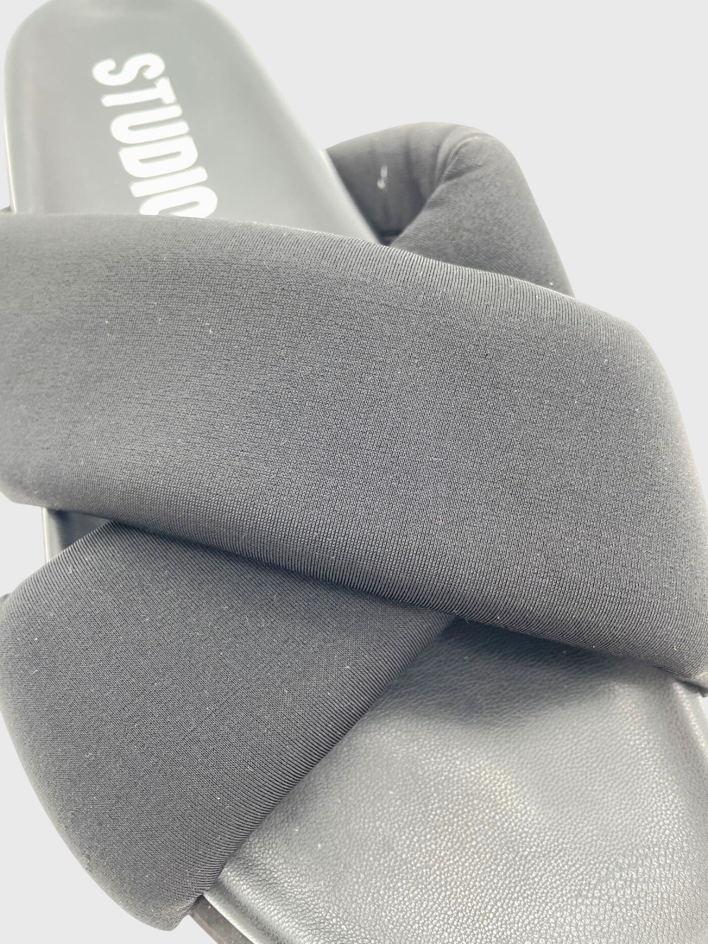 Copenhagen Studios CPH811 Neopren Flache Sandale EU 41 Schwarz