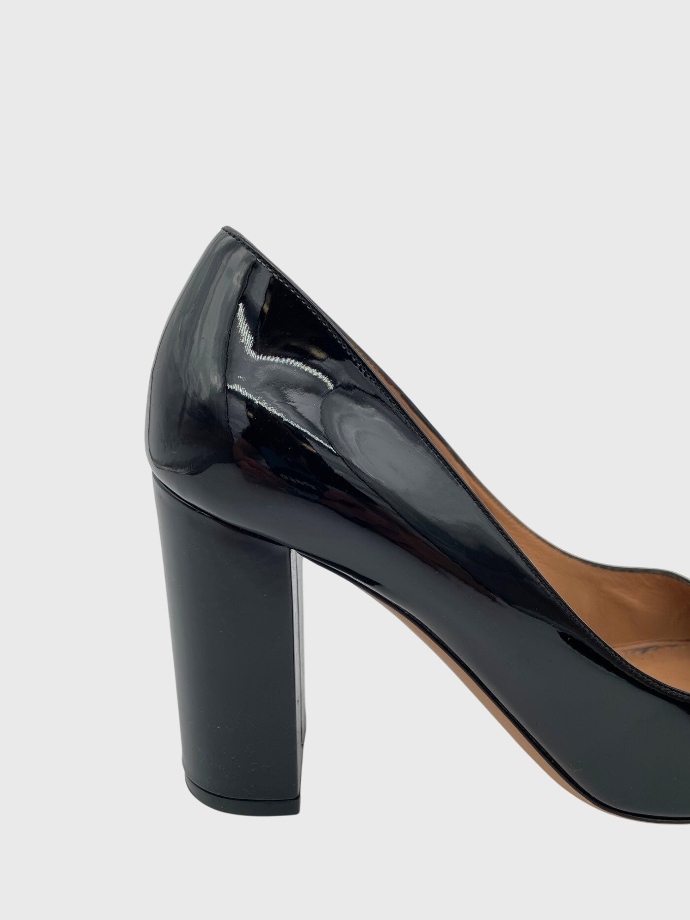 Salvatore Ferragamo Vara Bow Pump EU 37.5 Schwarz
