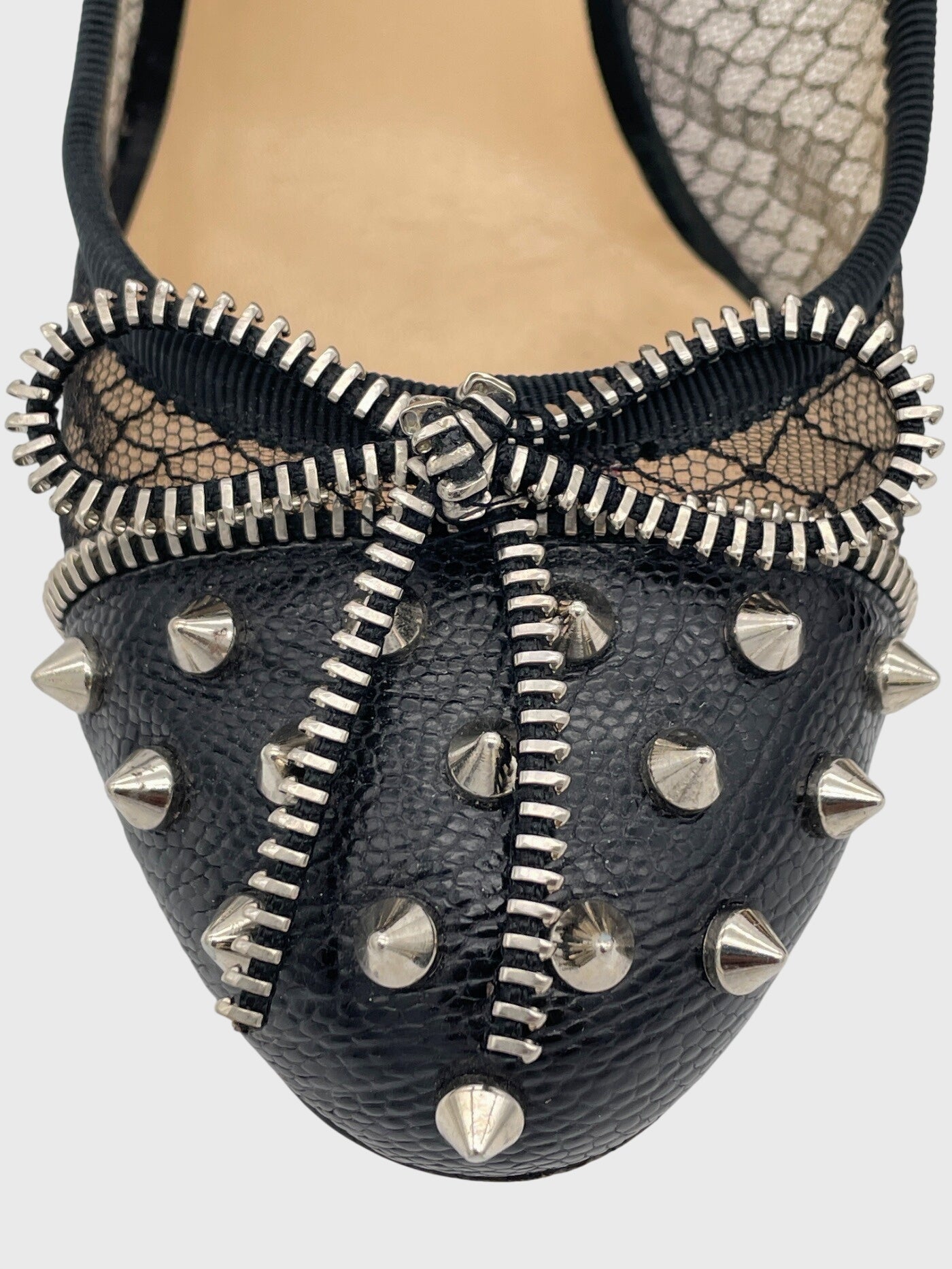 Christian Louboutin Candy Spike Pump EU 37 Schwarz