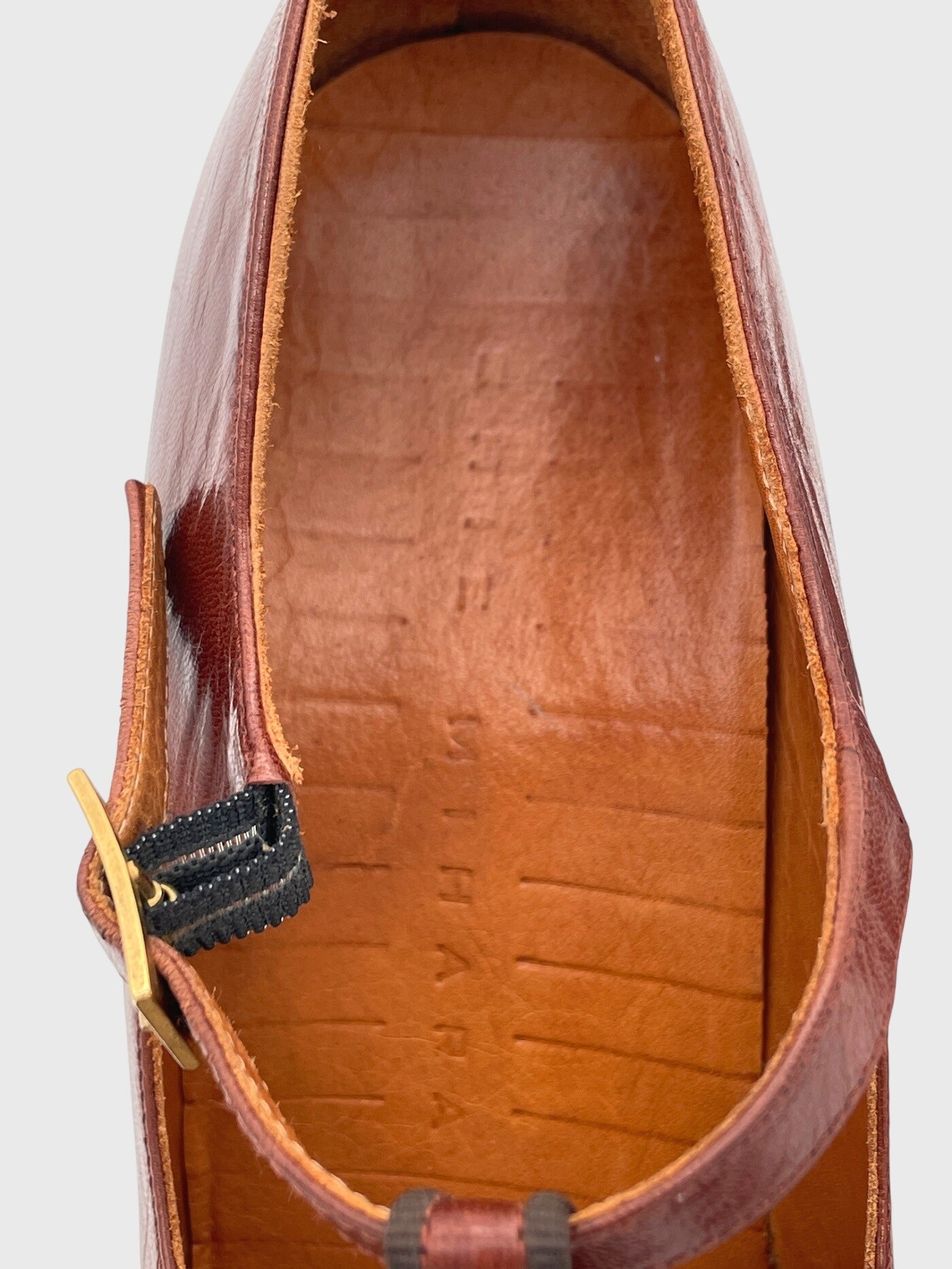 Chie Mihara Dutifi T-Strap Style Pump EU 39 Braun