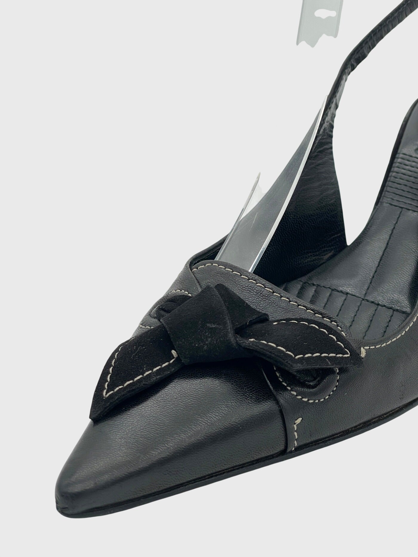 Bally Pointed Toe Bow Slingback EU 38 Schwarz