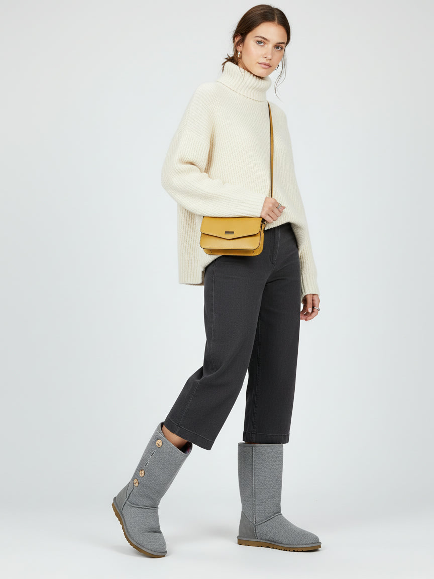 UGG Lo Pro Button Stiefel EU 39 Grau