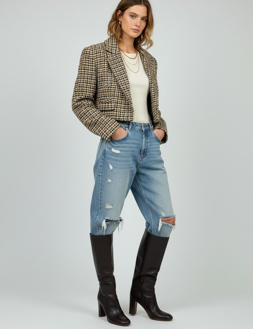 ai_model_women_4_1776243294456_f17f040e-19af-4cb6-851e-802a58a14ec2.jpg