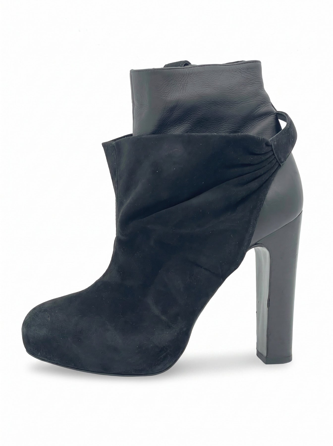Hermès Suede Ankle Boot EU 38 Schwarz