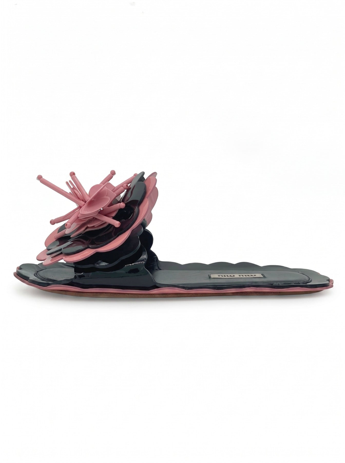 Miu Miu Floral Patent Flat Mule EU 35 Mehrfarbig