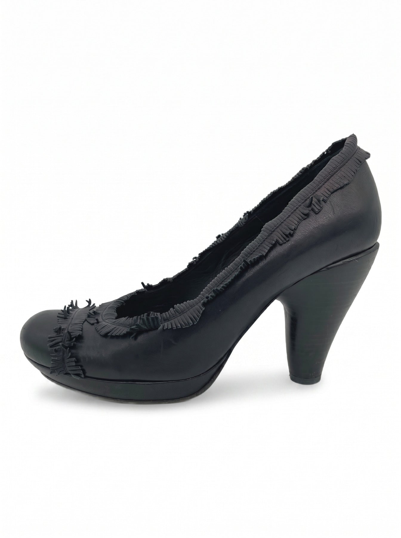 Chie Mihara Fringed Leather Plateau Pump EU 39 Schwarz