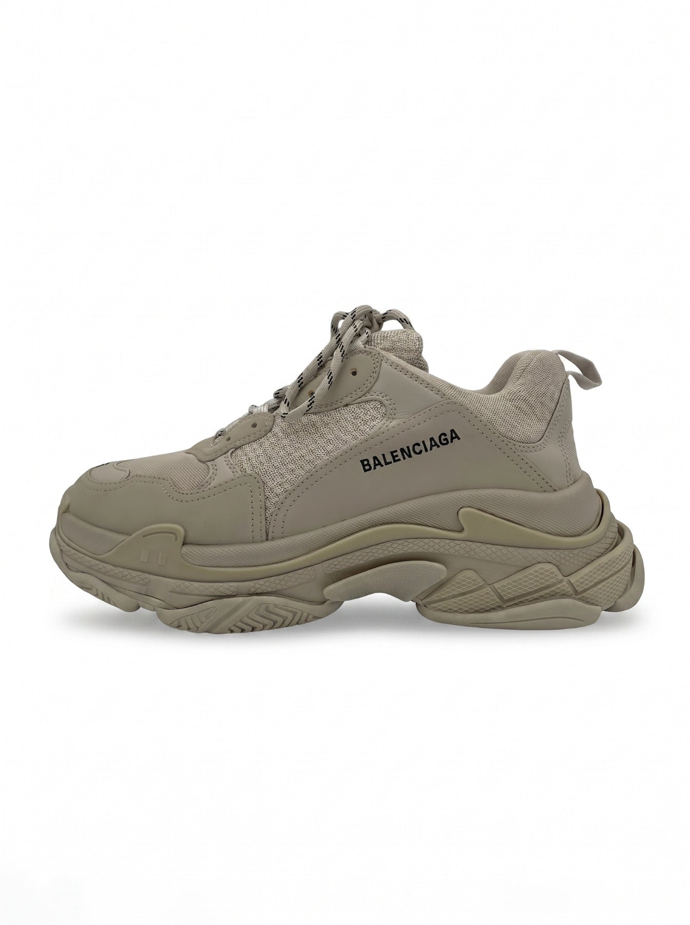 Balenciaga Triple S Low Top Sneaker EU 43 Beige