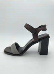 Prada Chevron Block Heel Sandale mit Absatz EU 40 Braun