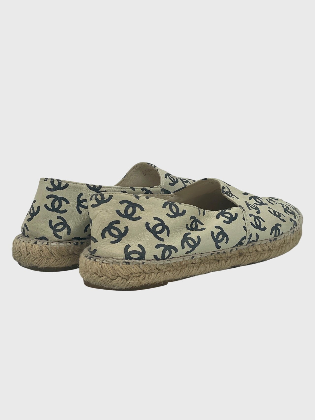 Chanel Espadrille CC Logo Loafer EU 41 Beige - Image 4